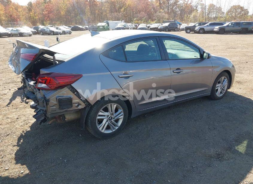 Photo 4 of 2020 Hyundai Elantra SEL (VIN 5NPD84LF6LH531017)