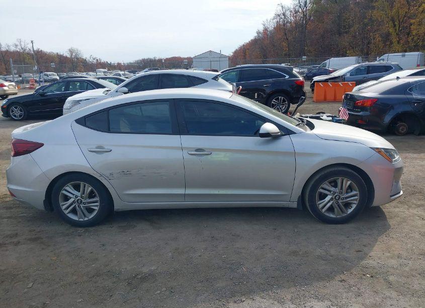 Photo 12 of 2020 Hyundai Elantra SEL (VIN 5NPD84LF6LH537500)