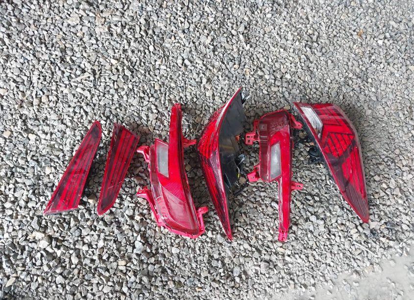 Photo 12 of 2020 Hyundai Elantra LIMITED (VIN 5NPD84LF6LH542695)