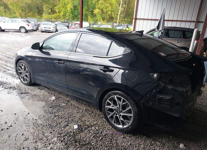 Photo 3 of 2020 Hyundai Elantra LIMITED (VIN 5NPD84LF6LH542695)