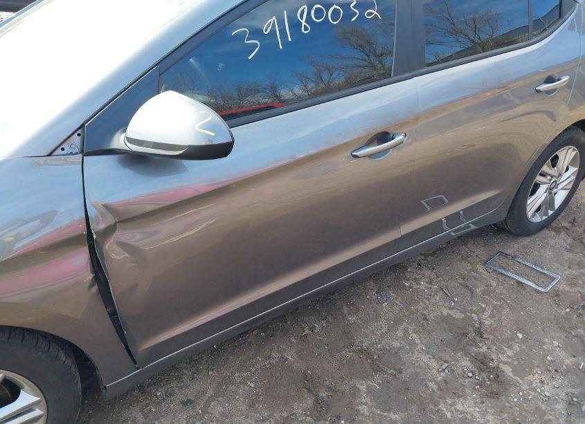 Photo 6 of 2020 Hyundai Elantra SEL (VIN 5NPD84LF6LH543801)