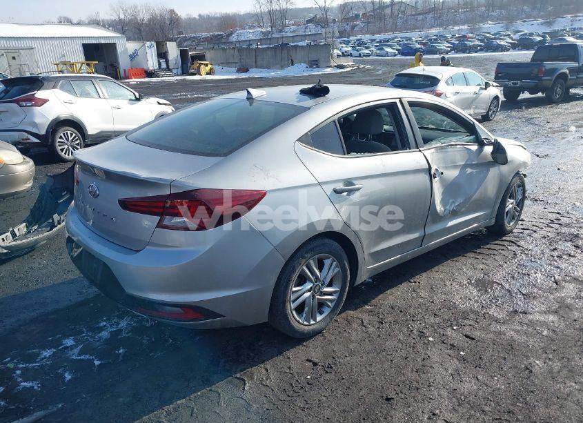 Photo 4 of 2020 Hyundai Elantra SEL (VIN 5NPD84LF6LH552823)