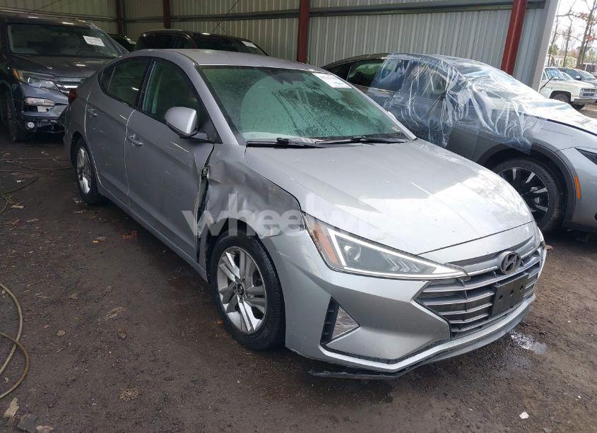 2020 Hyundai Elantra SEL (VIN 5NPD84LF6LH552949) main photo