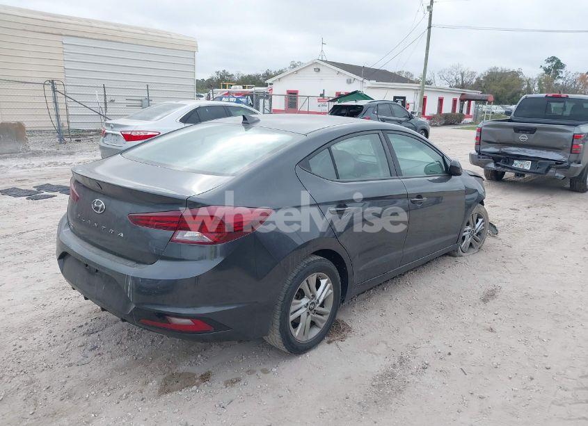 Photo 4 of 2020 Hyundai Elantra SEL (VIN 5NPD84LF6LH555883)