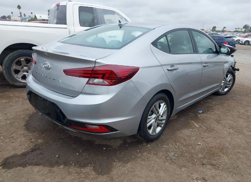 Photo 4 of 2020 Hyundai Elantra SEL (VIN 5NPD84LF6LH577978)