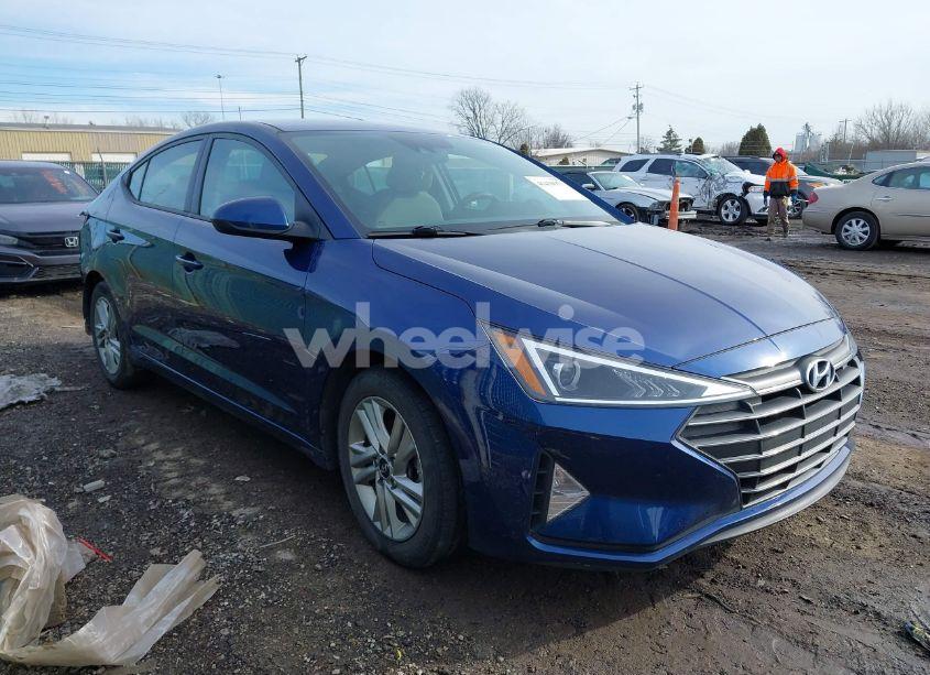 2020 Hyundai Elantra SEL (VIN 5NPD84LF6LH592996) main photo
