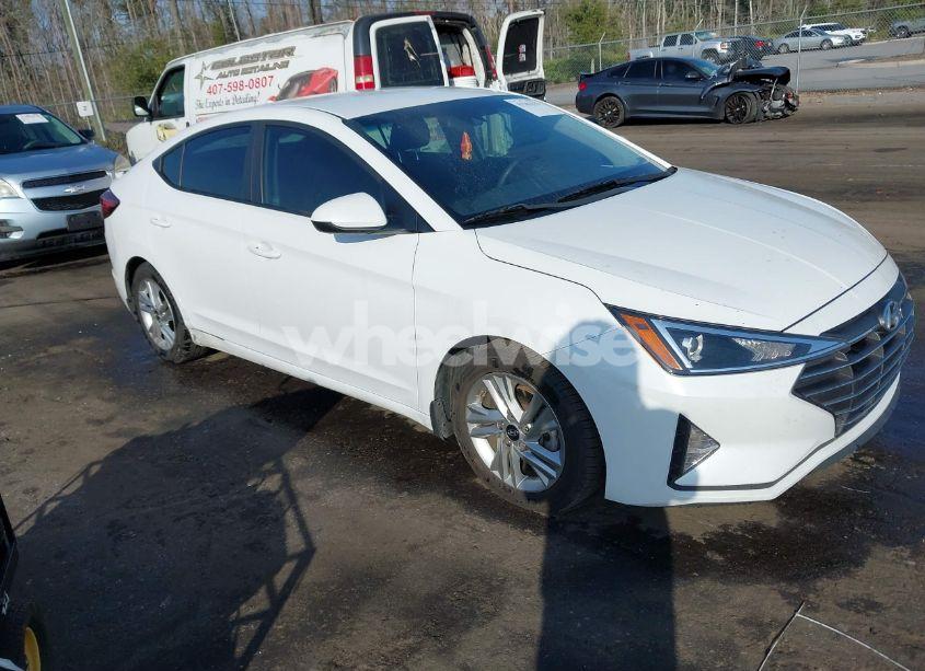 2020 Hyundai Elantra SEL (VIN 5NPD84LF6LH605097) main photo