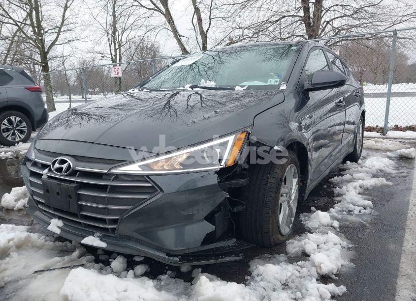 Photo 2 of 2020 Hyundai Elantra VALUE EDITION (VIN 5NPD84LF6LH617153)