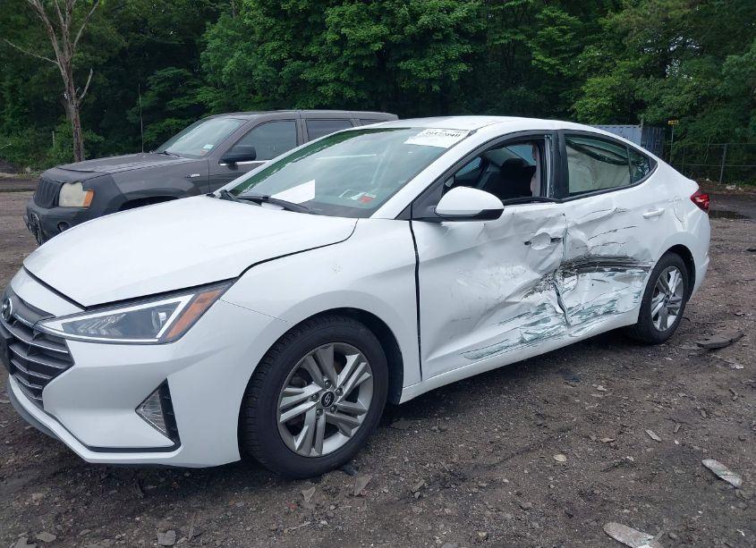 Photo 6 of 2020 Hyundai Elantra SEL (VIN 5NPD84LF6LH621185)