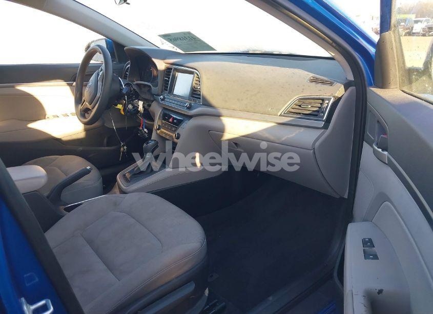 Photo 5 of 2017 Hyundai Elantra SE (VIN 5NPD84LF7HH001310)