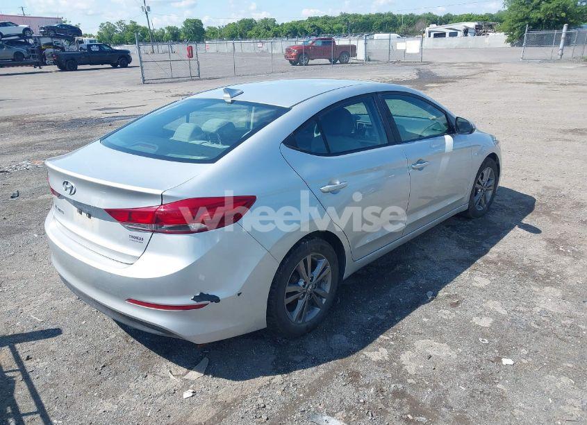 Photo 4 of 2017 Hyundai Elantra SE (VIN 5NPD84LF7HH005132)