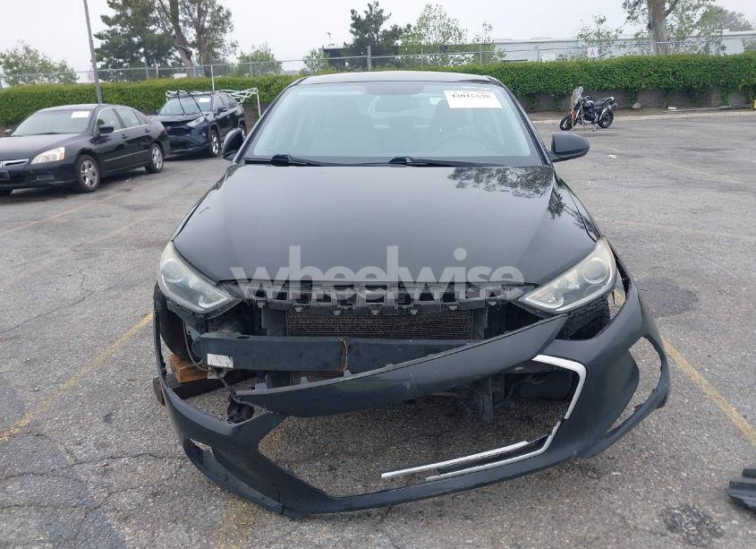 Photo 13 of 2017 Hyundai Elantra SE (VIN 5NPD84LF7HH009262)