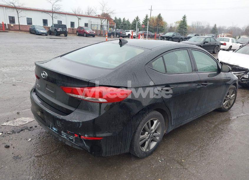 Photo 4 of 2017 Hyundai Elantra SE (VIN 5NPD84LF7HH018432)