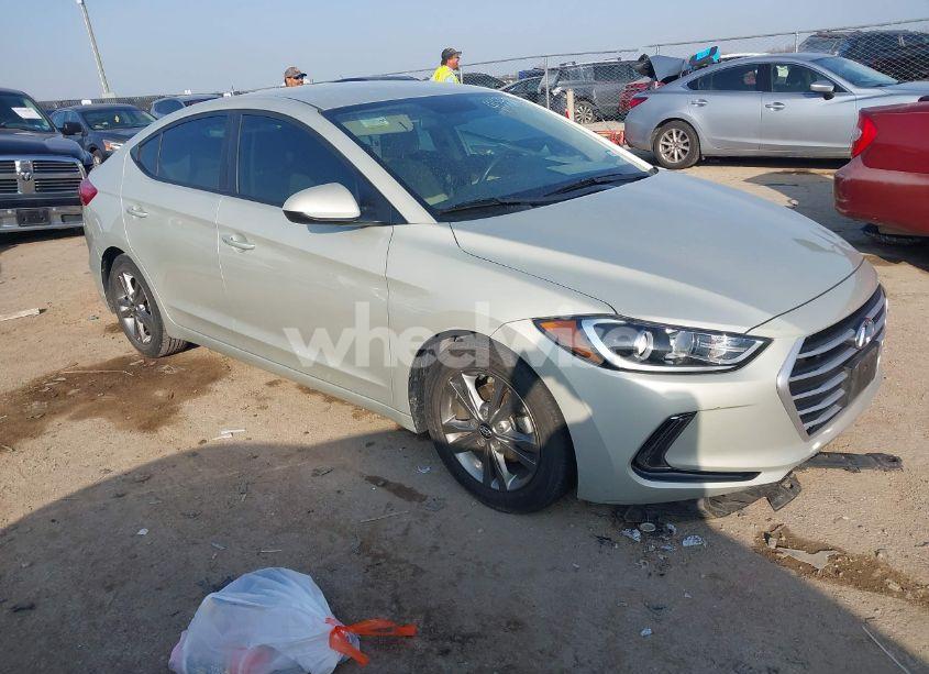 2017 Hyundai Elantra SE (VIN 5NPD84LF7HH021041) main photo