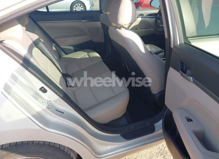 Photo 8 of 2017 Hyundai Elantra SE (VIN 5NPD84LF7HH021041)