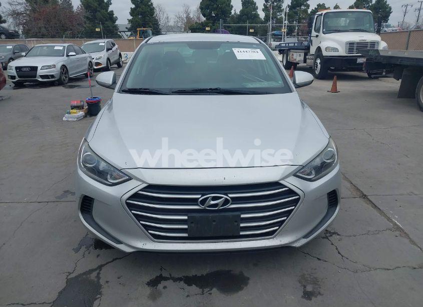 Photo 12 of 2017 Hyundai Elantra SE (VIN 5NPD84LF7HH022335)