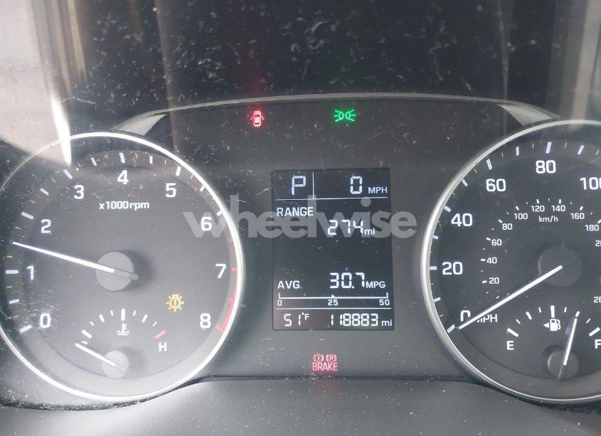 Photo 7 of 2017 Hyundai Elantra SE (VIN 5NPD84LF7HH022335)