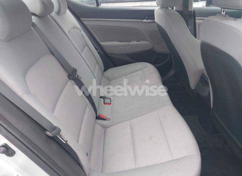 Photo 8 of 2017 Hyundai Elantra SE (VIN 5NPD84LF7HH022335)