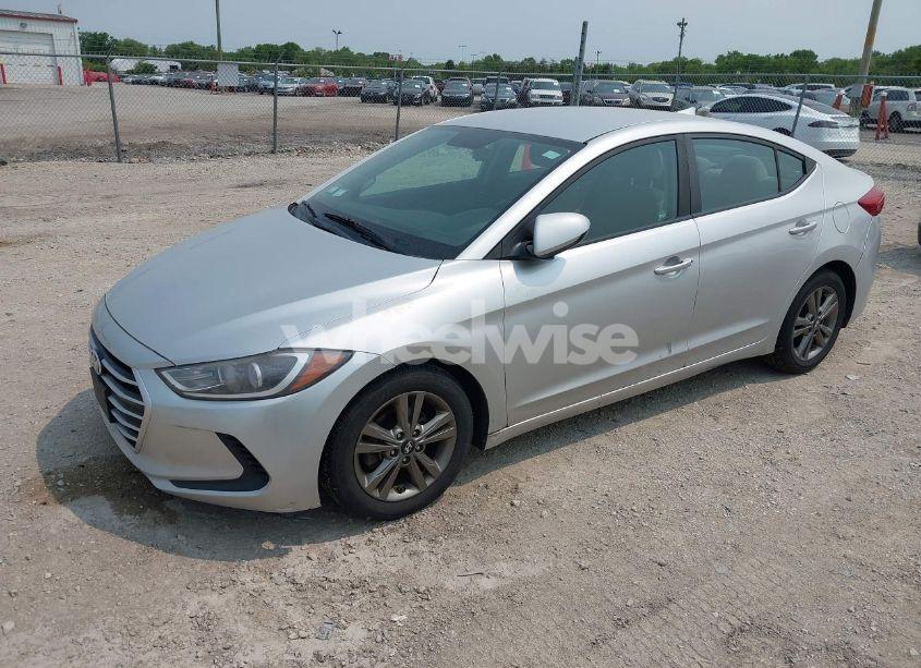 Photo 2 of 2017 Hyundai Elantra SE (VIN 5NPD84LF7HH030855)