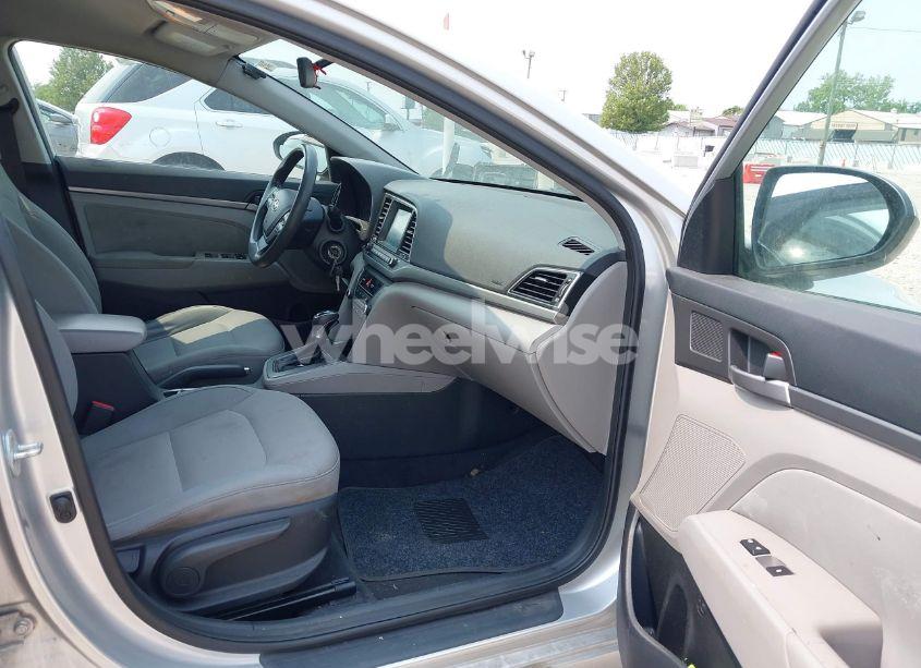 Photo 5 of 2017 Hyundai Elantra SE (VIN 5NPD84LF7HH030855)