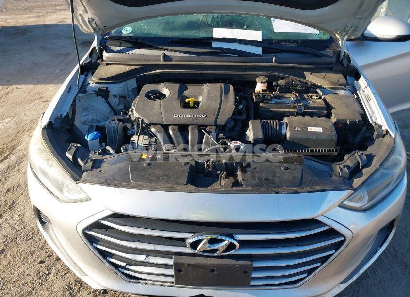 Photo 10 of 2017 Hyundai Elantra SE (VIN 5NPD84LF7HH038325)