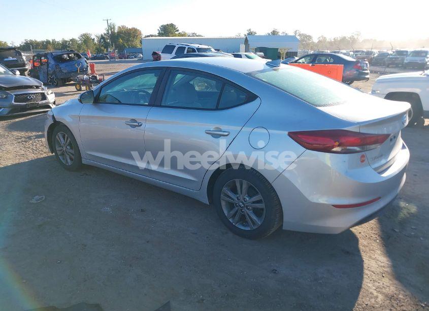 Photo 3 of 2017 Hyundai Elantra SE (VIN 5NPD84LF7HH038325)