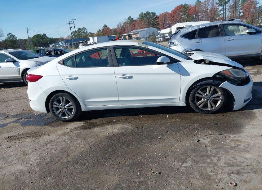Photo 13 of 2017 Hyundai Elantra SE (VIN 5NPD84LF7HH041452)
