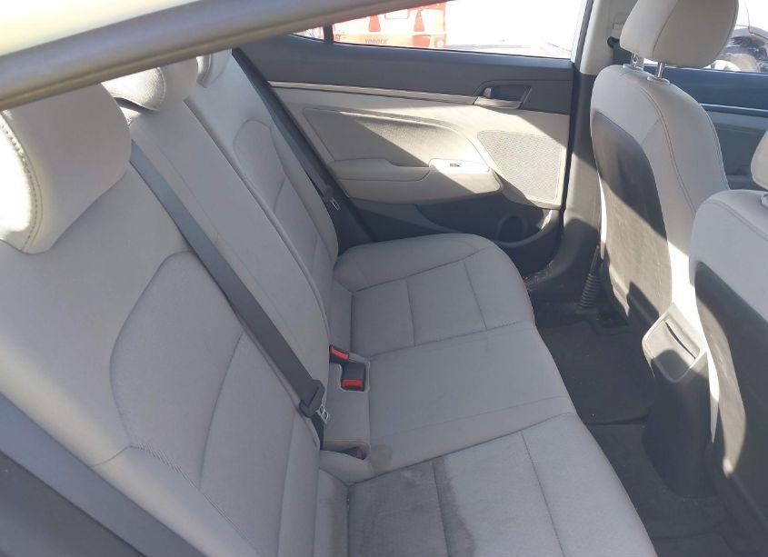 Photo 8 of 2017 Hyundai Elantra SE (VIN 5NPD84LF7HH041452)