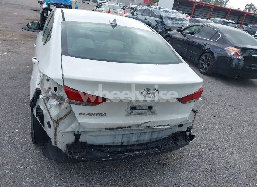 Photo 17 of 2017 Hyundai Elantra SE (VIN 5NPD84LF7HH058347)