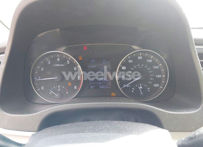 Photo 7 of 2017 Hyundai Elantra SE (VIN 5NPD84LF7HH058347)