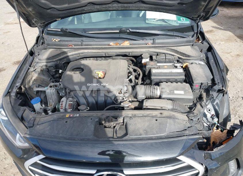 Photo 10 of 2017 Hyundai Elantra SE (VIN 5NPD84LF7HH077559)