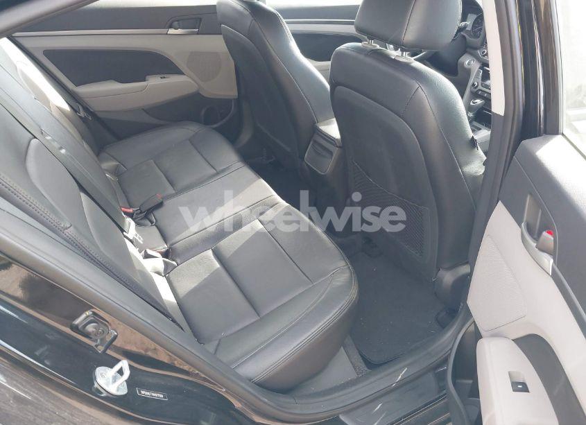 Photo 8 of 2017 Hyundai Elantra SE (VIN 5NPD84LF7HH077559)