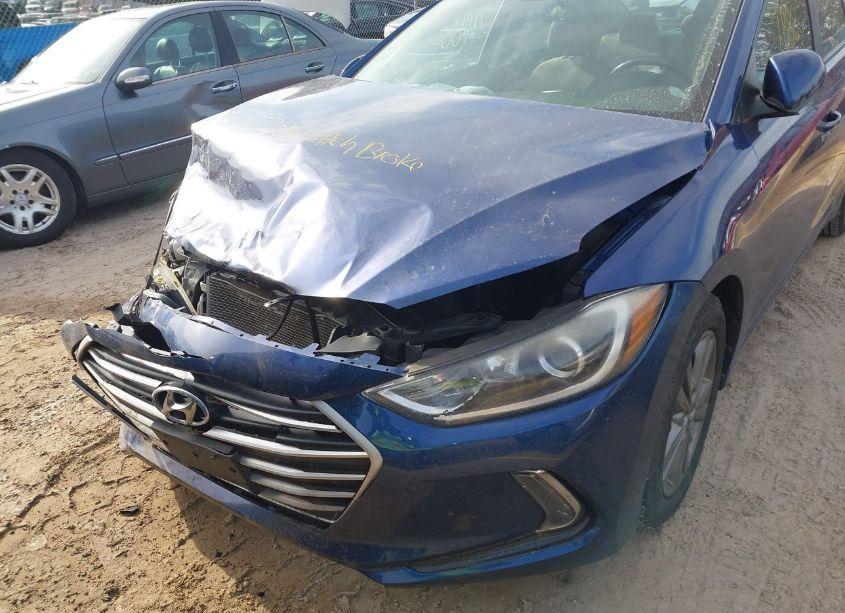 Photo 18 of 2017 Hyundai Elantra SE (VIN 5NPD84LF7HH097939)