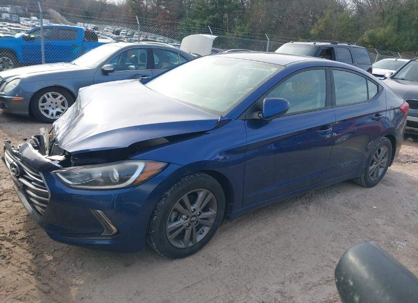 Photo 2 of 2017 Hyundai Elantra SE (VIN 5NPD84LF7HH097939)