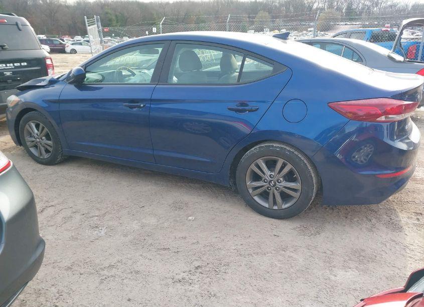 Photo 3 of 2017 Hyundai Elantra SE (VIN 5NPD84LF7HH097939)