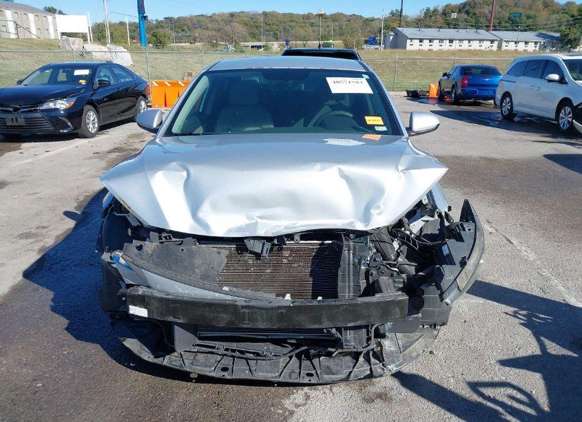 Photo 13 of 2017 Hyundai Elantra SE (VIN 5NPD84LF7HH128199)