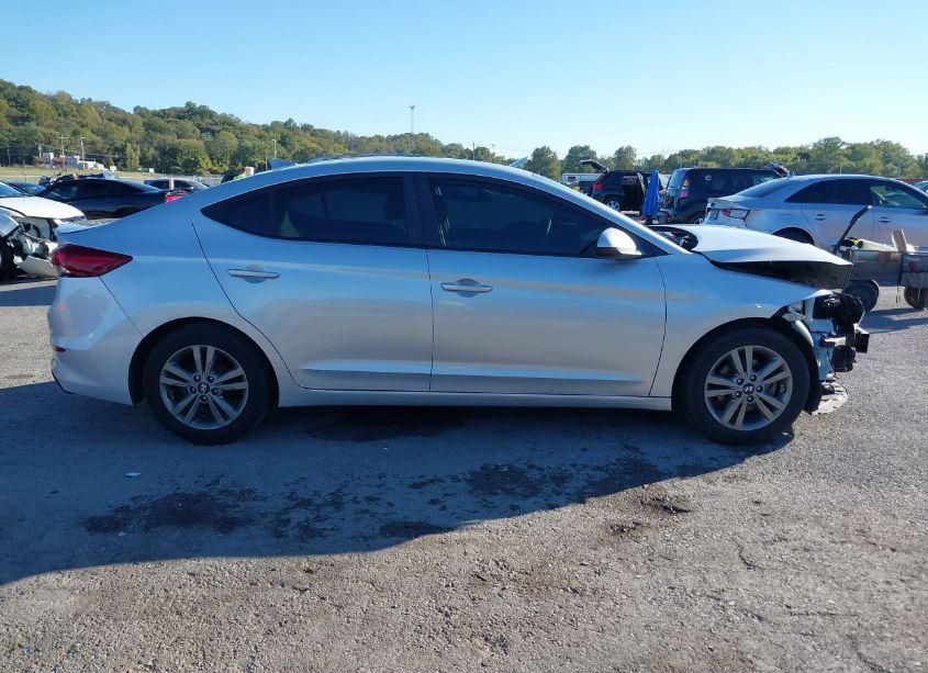 Photo 14 of 2017 Hyundai Elantra SE (VIN 5NPD84LF7HH128199)