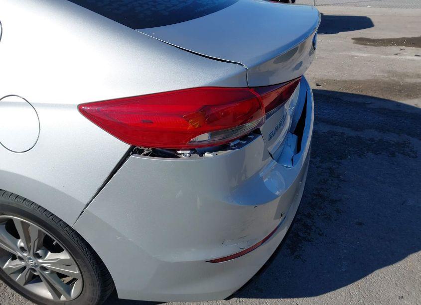 Photo 20 of 2017 Hyundai Elantra SE (VIN 5NPD84LF7HH128199)