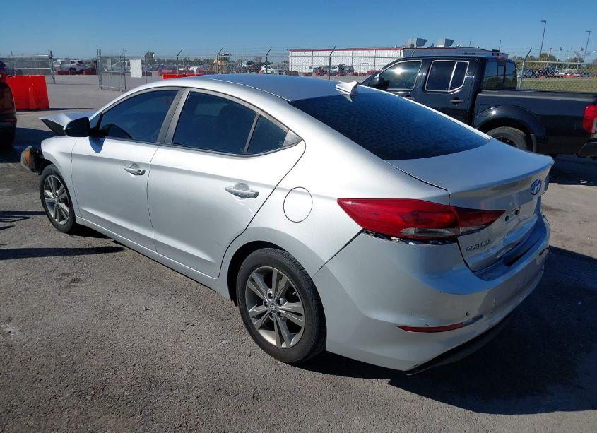 Photo 3 of 2017 Hyundai Elantra SE (VIN 5NPD84LF7HH128199)