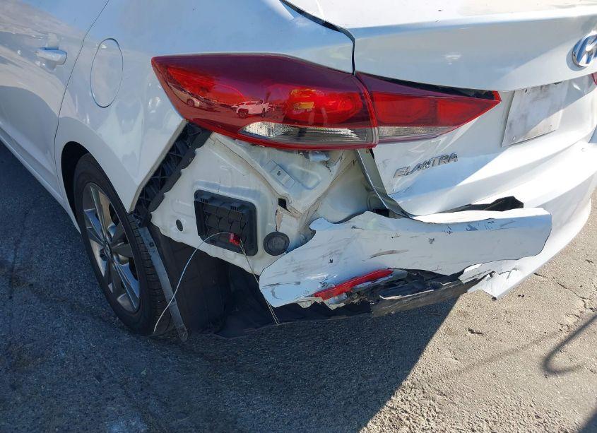 Photo 6 of 2017 Hyundai Elantra SE (VIN 5NPD84LF7HH128428)