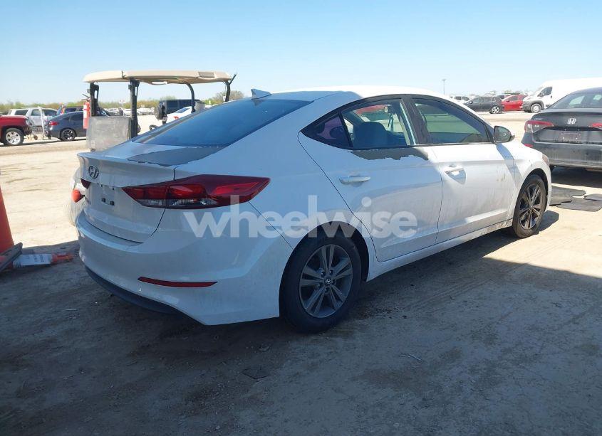 Photo 4 of 2017 Hyundai Elantra SE (VIN 5NPD84LF7HH129904)