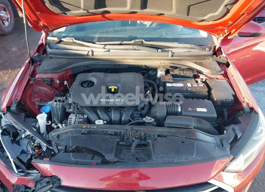 Photo 10 of 2017 Hyundai Elantra SE (VIN 5NPD84LF7HH130390)