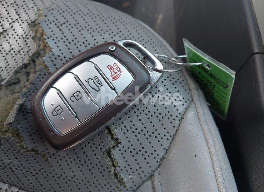 Photo 11 of 2017 Hyundai Elantra LIMITED (VIN 5NPD84LF7HH162479)