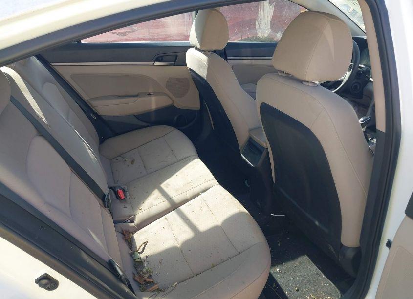 Photo 8 of 2018 Hyundai Elantra SEL (VIN 5NPD84LF7JH223688)