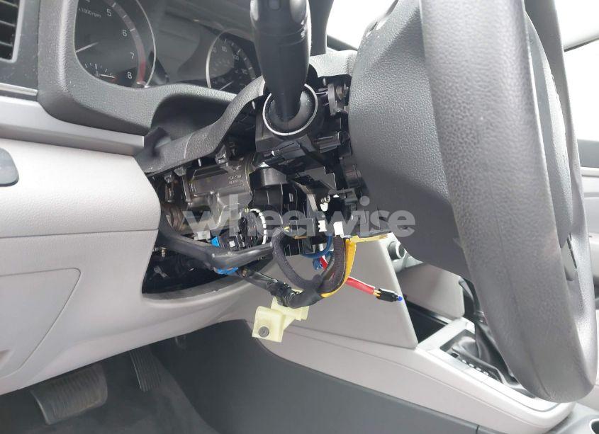 Photo 6 of 2018 Hyundai Elantra SEL (VIN 5NPD84LF7JH225246)