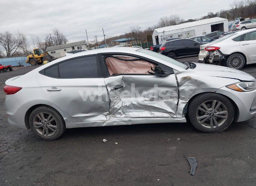 Photo 13 of 2018 Hyundai Elantra SEL (VIN 5NPD84LF7JH235713)