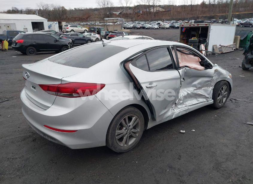 Photo 4 of 2018 Hyundai Elantra SEL (VIN 5NPD84LF7JH235713)