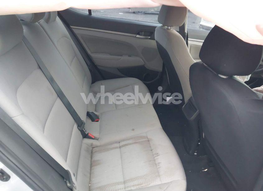 Photo 8 of 2018 Hyundai Elantra SEL (VIN 5NPD84LF7JH235713)