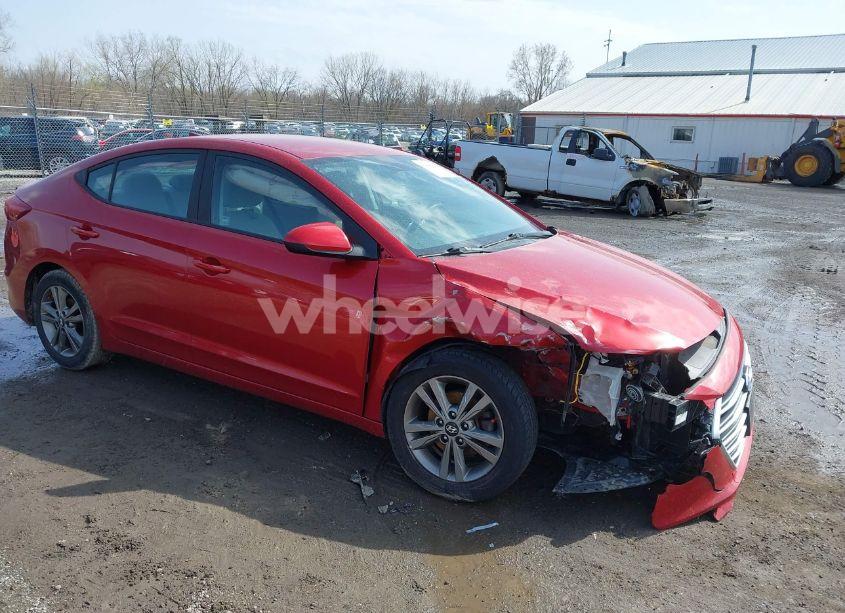 2018 Hyundai Elantra SEL (VIN 5NPD84LF7JH255198) main photo