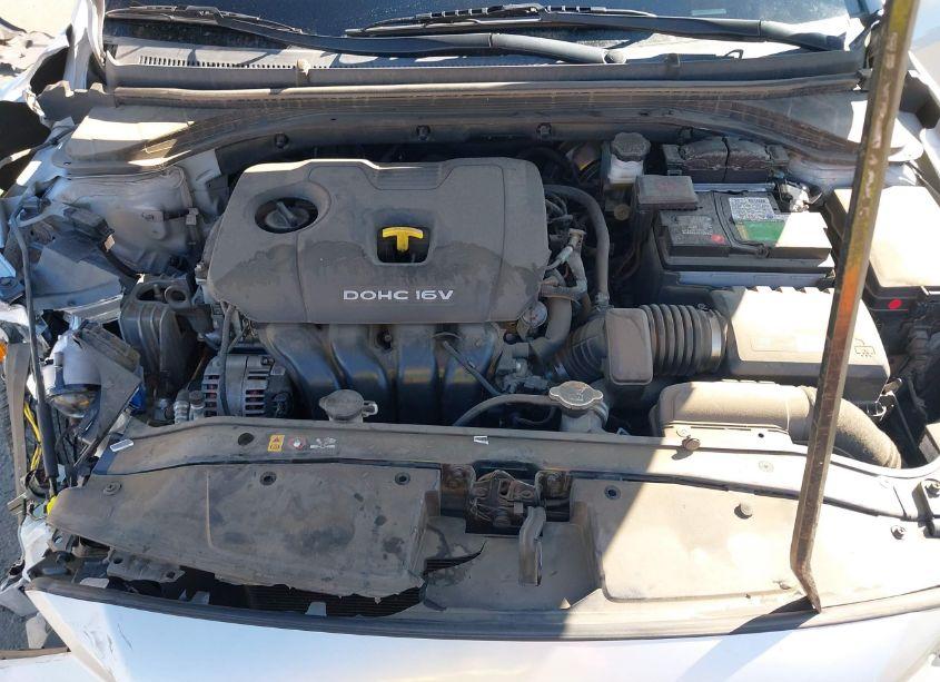 Photo 10 of 2018 Hyundai Elantra SEL (VIN 5NPD84LF7JH256772)